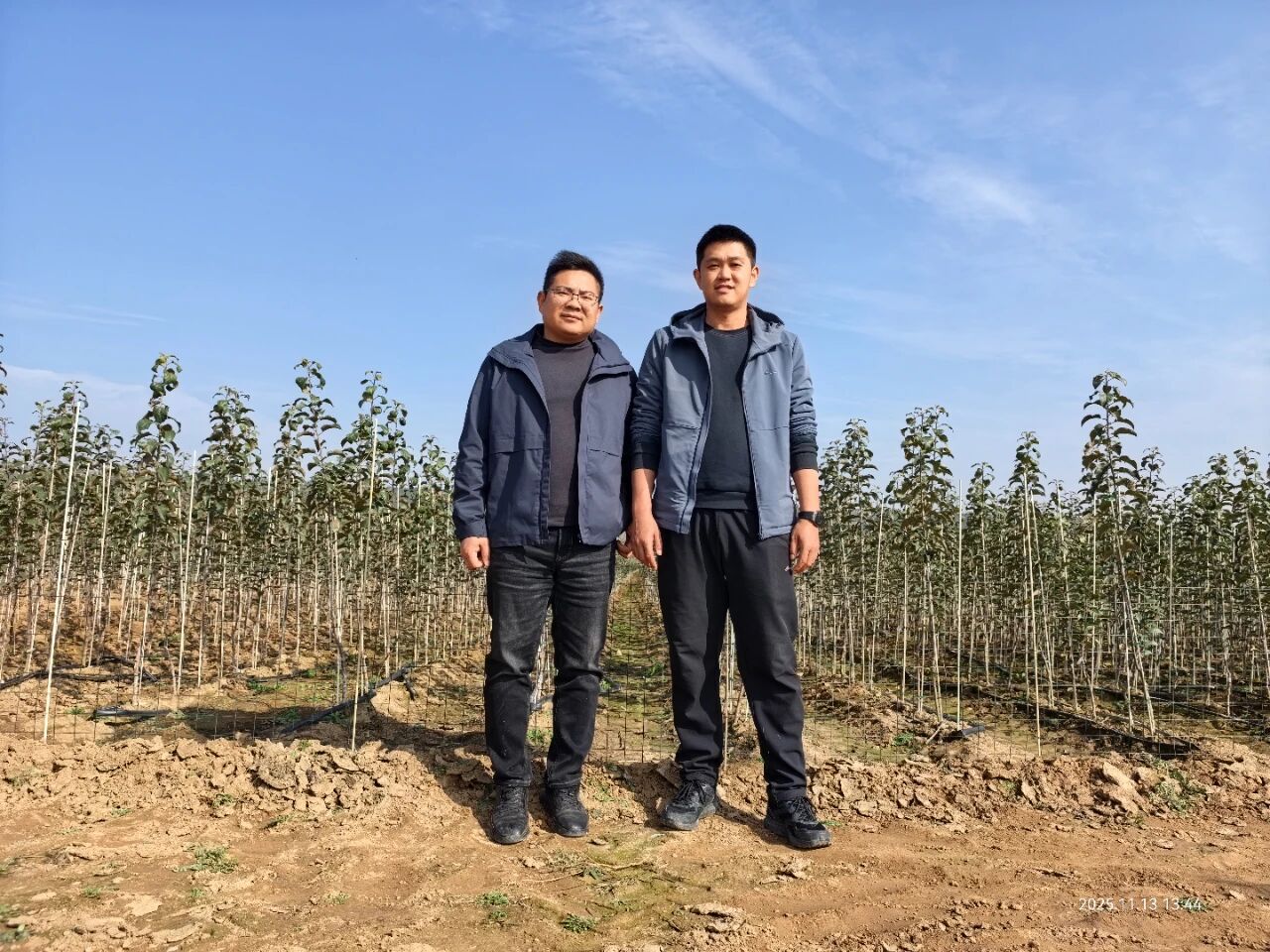 1763101907691179.jpeg 4.jpg