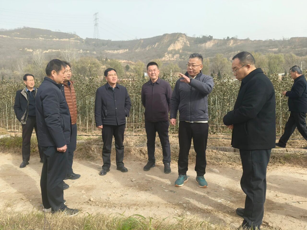 1764205699832272.jpeg 1.jpg