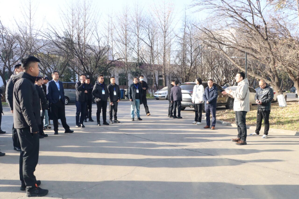 1764753089715507.jpeg 1.jpg